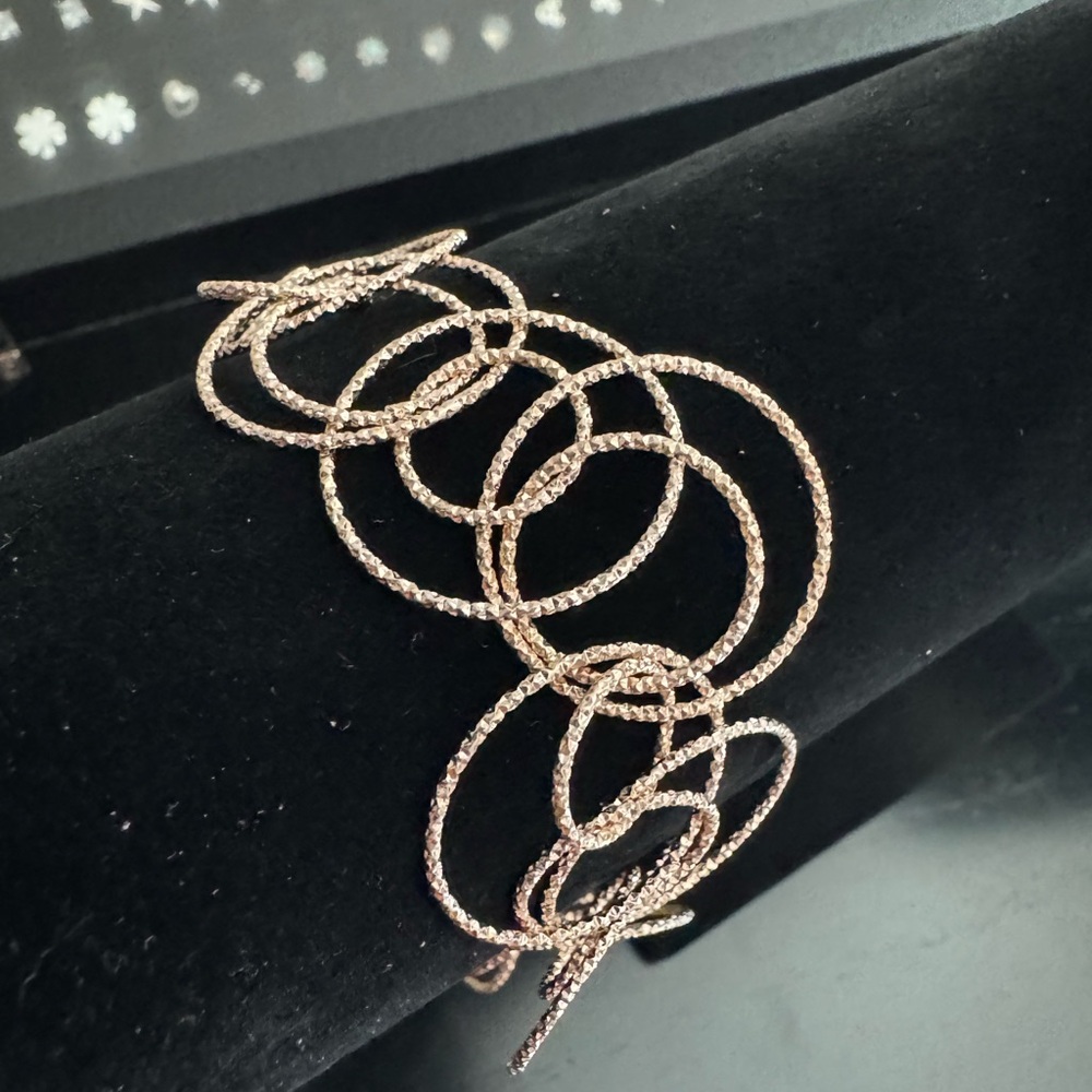 Gold Circle Bracelet